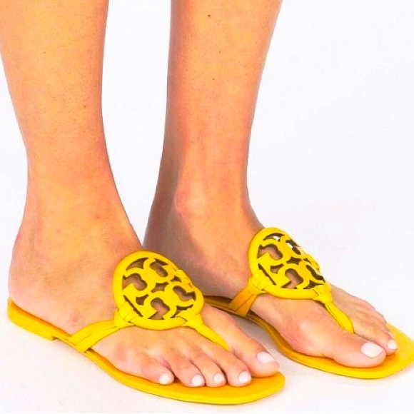 MILLER SOFT PATENT LEATHER SANDAL NEW
